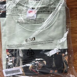 Supreme T-Rex T Shirt: Large: Mint Color: NWT